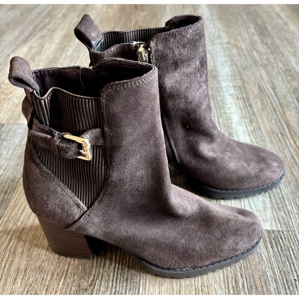 Blondo Tobi Waterproof Brown Chocolate Suede Chelsea Boot Bootie Women’s Size 7 - Picture 2 of 10